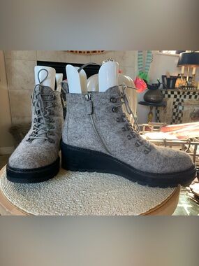Eileen Fischer Wooly Camp Boots Size 9.5 Worn Once
